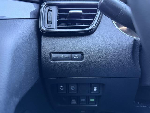 used 2020 Nissan Rogue car, priced at $13,983