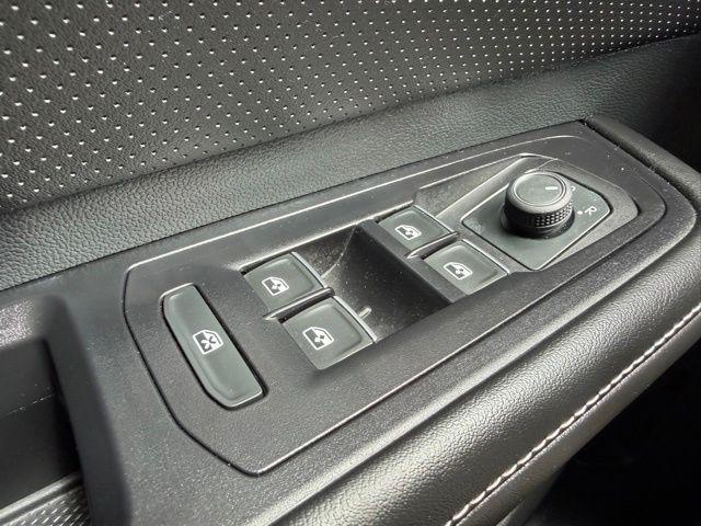 used 2024 Volkswagen Atlas car, priced at $30,085