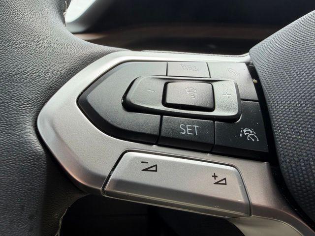 used 2024 Volkswagen Atlas car, priced at $30,085