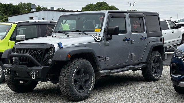 used 2015 Jeep Wrangler Unlimited car, priced at $14,991