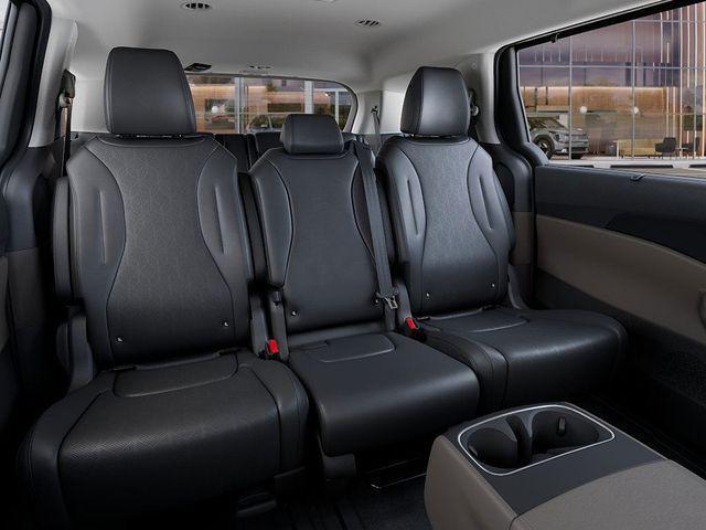 new 2026 Kia Carnival Hybrid car, priced at $45,190