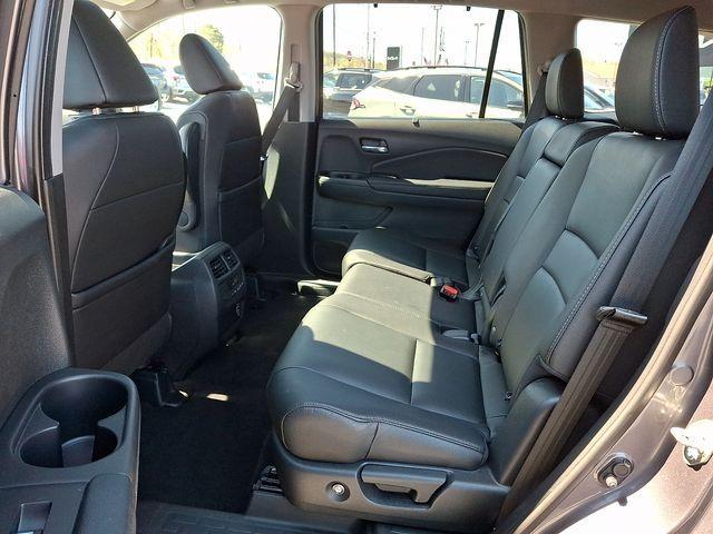 used 2020 Honda Pilot car, priced at $26,015