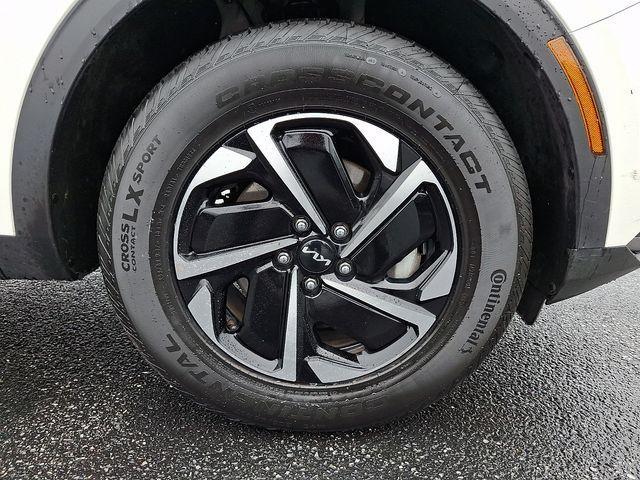 used 2023 Kia Sportage Hybrid car, priced at $24,622