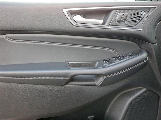 used 2024 Ford Edge car, priced at $24,686