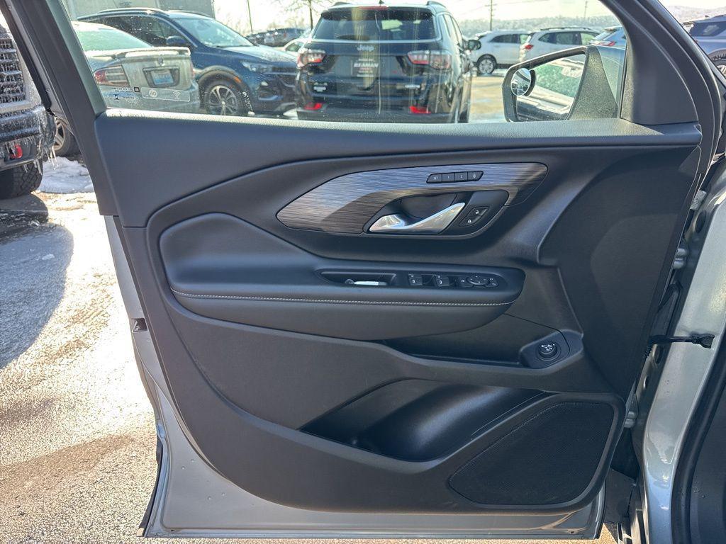 used 2024 GMC Terrain car, priced at $20,250