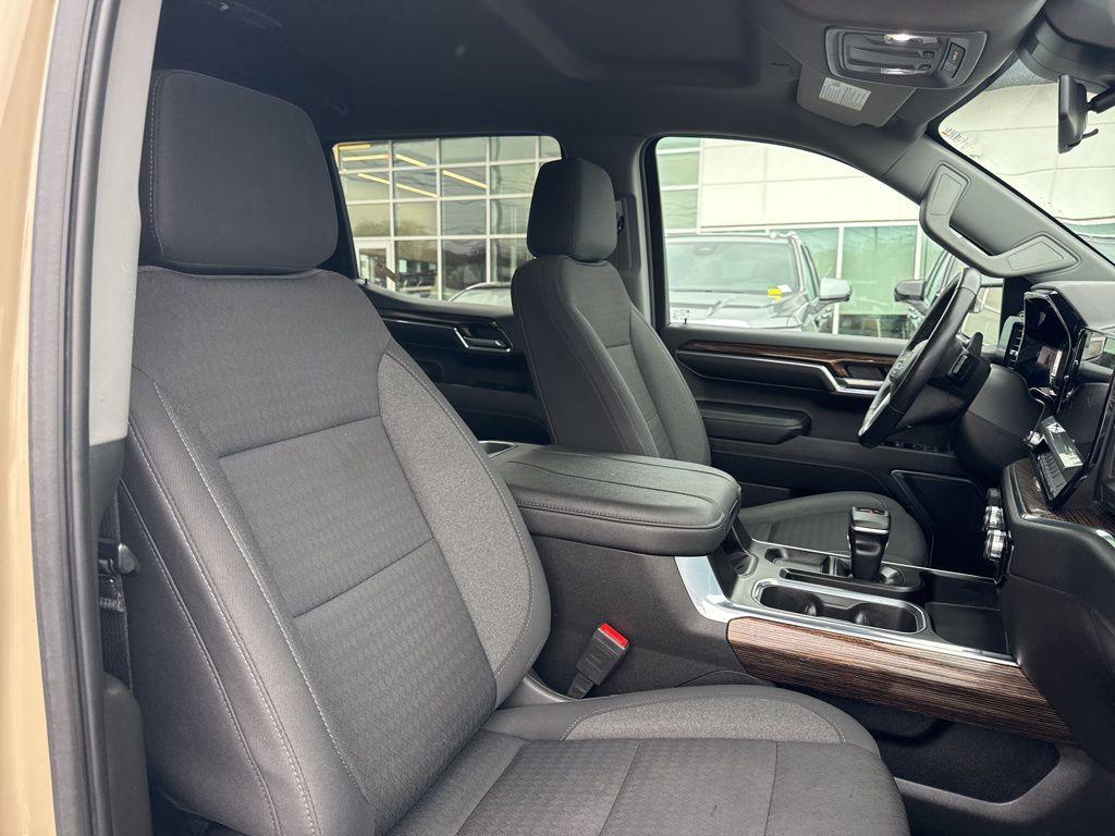 used 2023 GMC Sierra 1500 car, priced at $42,495