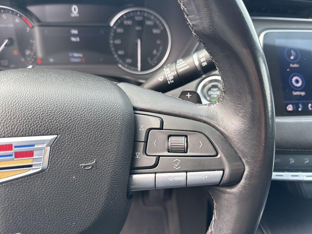 used 2023 Cadillac XT4 car, priced at $20,880