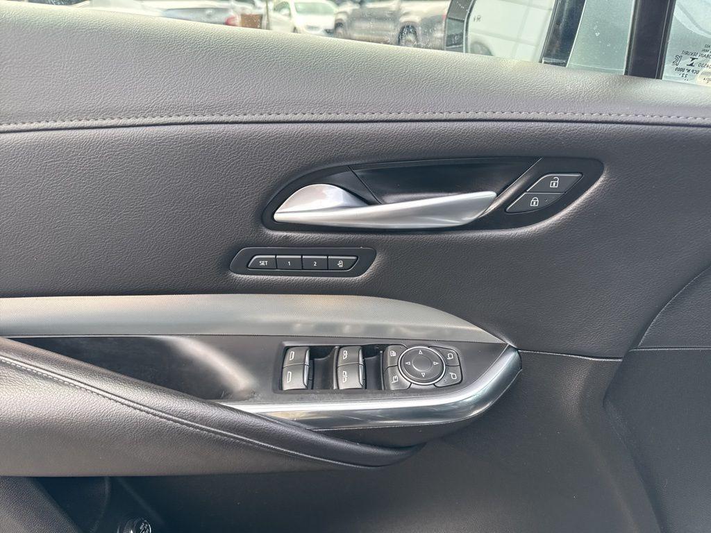 used 2023 Cadillac XT4 car, priced at $20,880