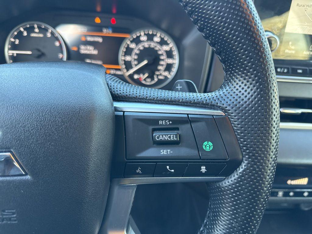 used 2024 Mitsubishi Outlander car, priced at $21,106