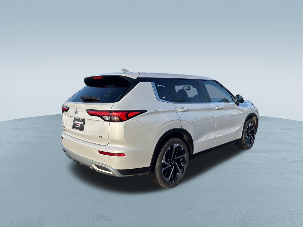 used 2024 Mitsubishi Outlander car, priced at $21,106