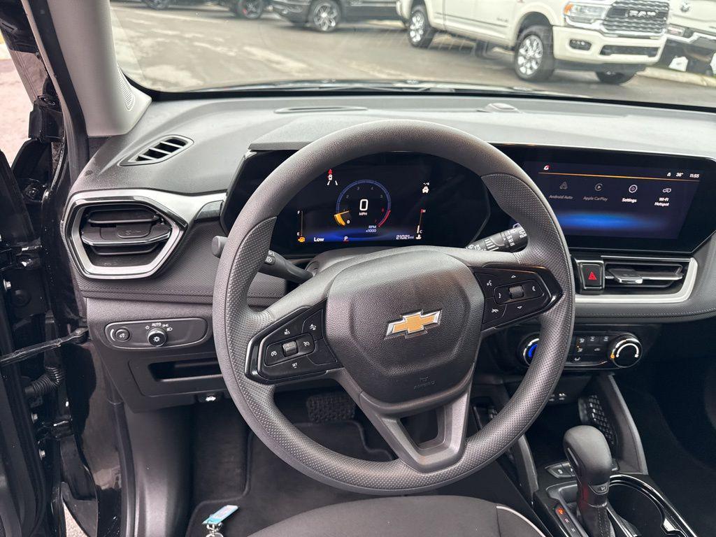 used 2024 Chevrolet TrailBlazer car, priced at $22,521
