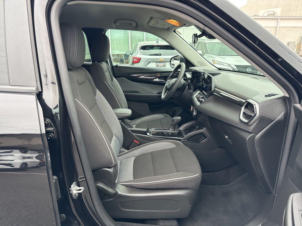 used 2024 Chevrolet TrailBlazer car, priced at $22,521