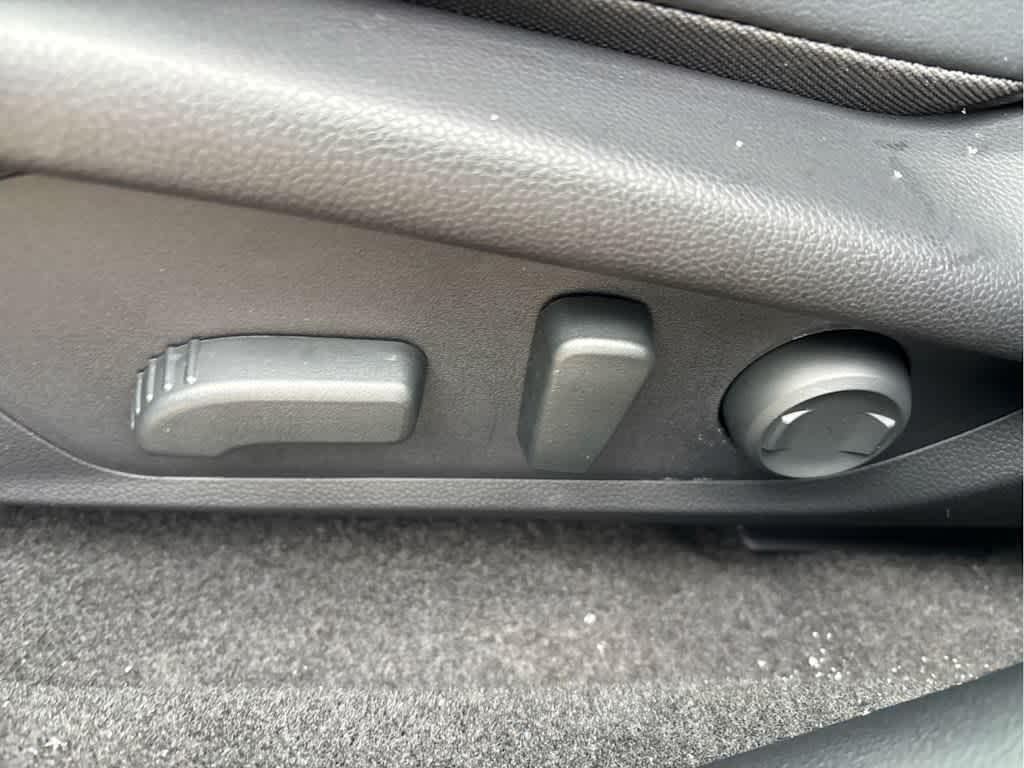 used 2025 Subaru Crosstrek car, priced at $31,937