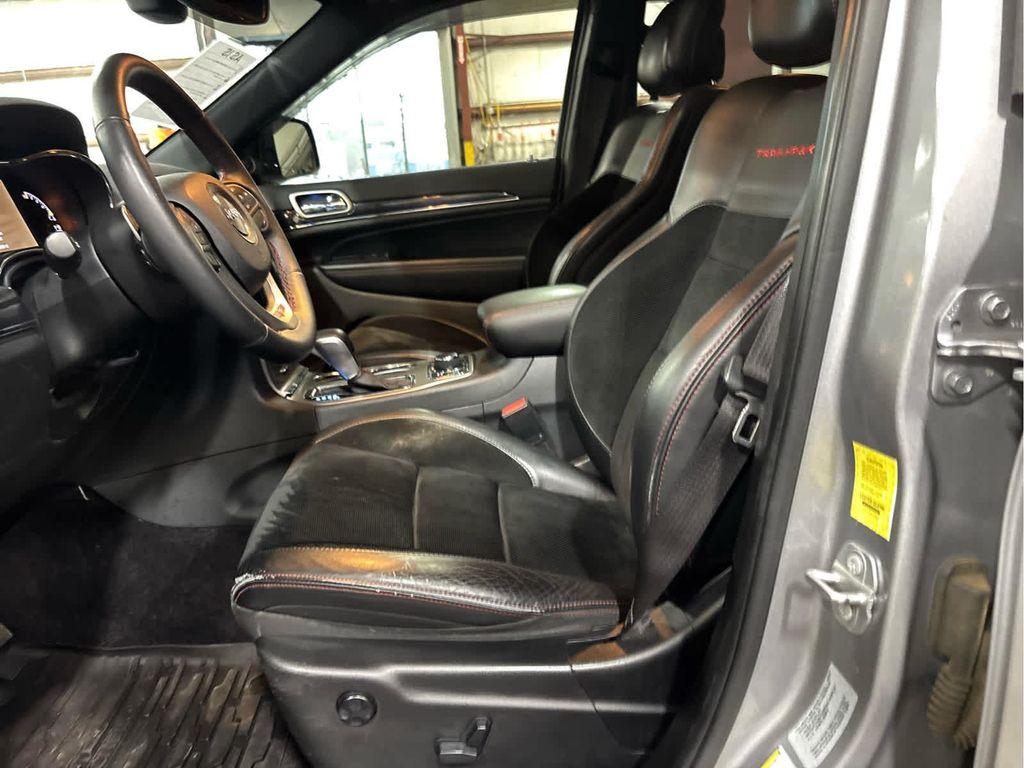 used 2017 Jeep Grand Cherokee car, priced at $14,937