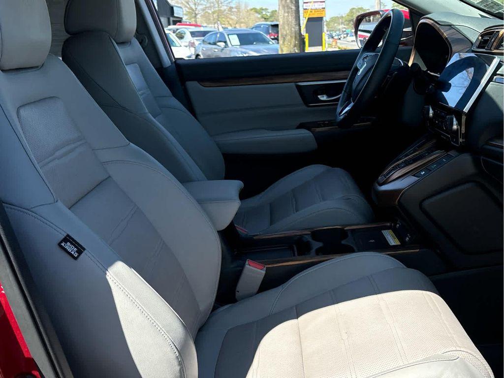 used 2022 Honda CR-V Hybrid car, priced at $27,686