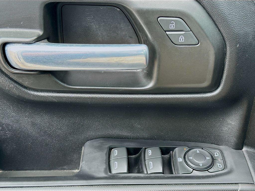 used 2022 Chevrolet Silverado 1500 car, priced at $21,750