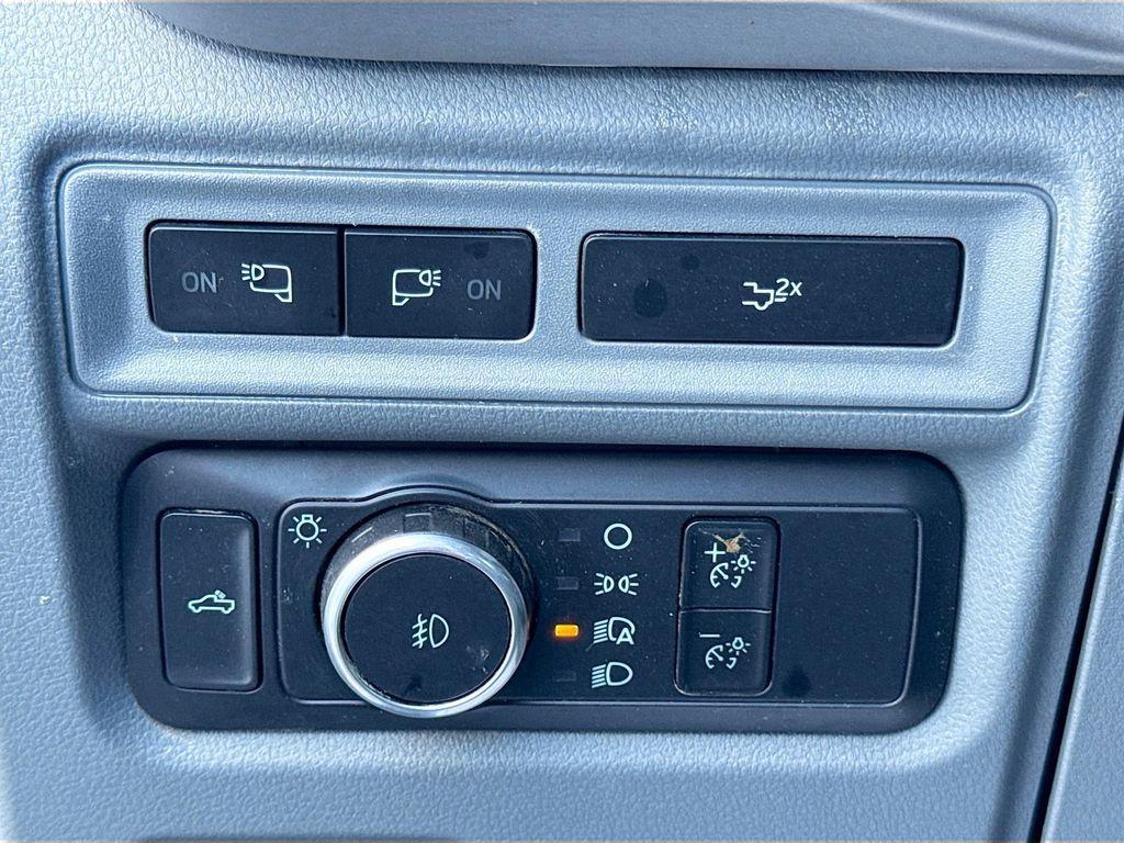 used 2022 Ford F-150 car, priced at $34,100