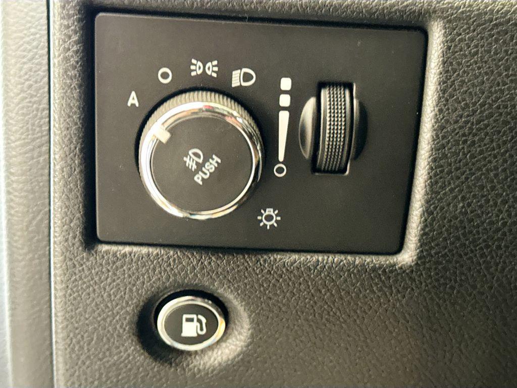 used 2020 Jeep Grand Cherokee car, priced at $13,500