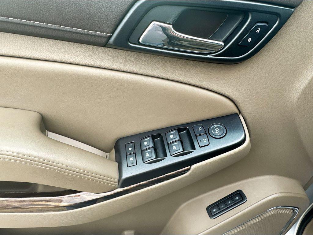 used 2019 GMC Yukon car, priced at $20,500