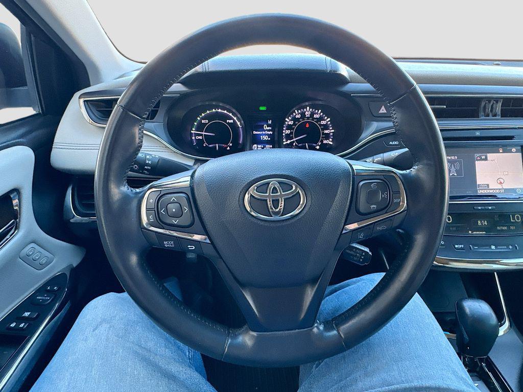 used 2018 Toyota Avalon Hybrid car, priced at $21,400