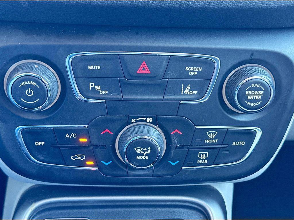 used 2021 Jeep Compass car, priced at $13,250