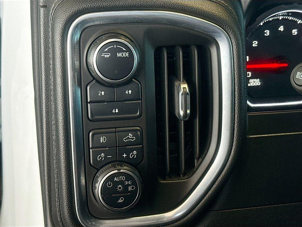 used 2021 Chevrolet Silverado 2500 car, priced at $33,400