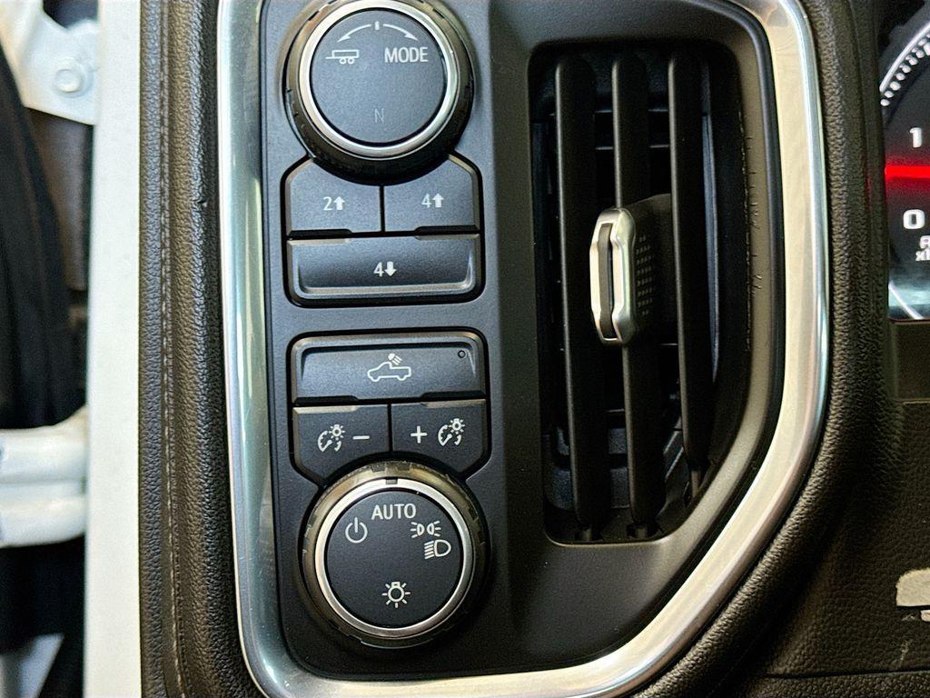 used 2020 Chevrolet Silverado 2500 car, priced at $40,788