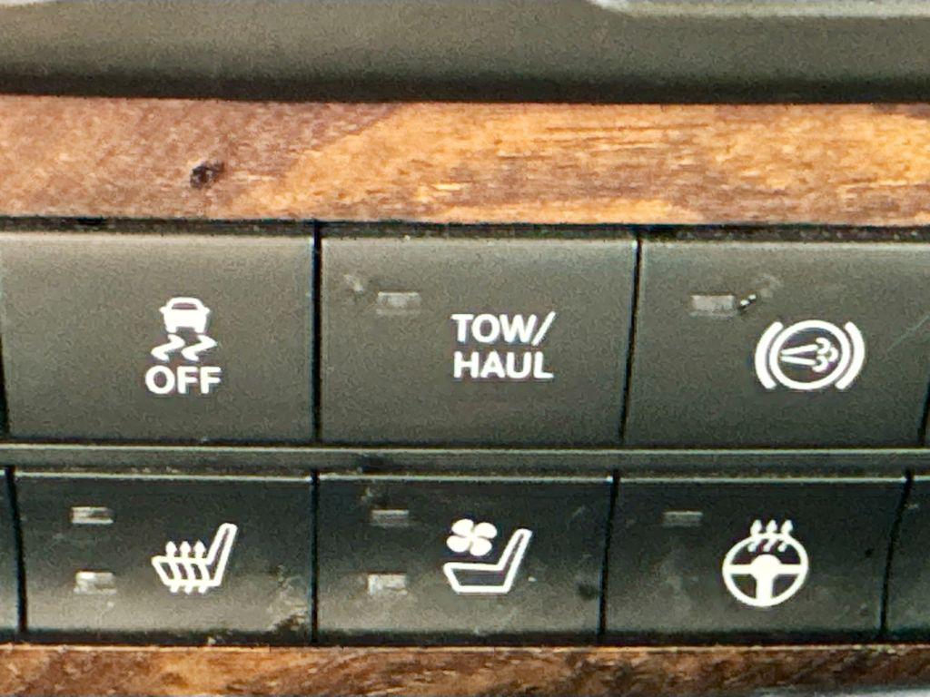 used 2014 Ram 2500 car, priced at $39,124