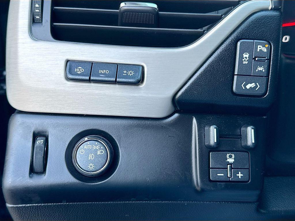 used 2020 GMC Yukon car, priced at $29,000