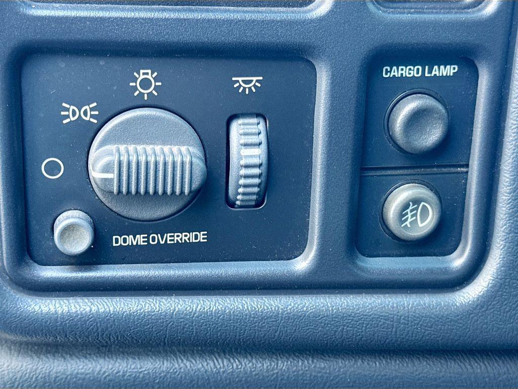 used 2002 Chevrolet Silverado 1500 car, priced at $9,000