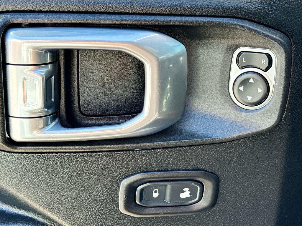 used 2020 Jeep Wrangler Unlimited car, priced at $24,500