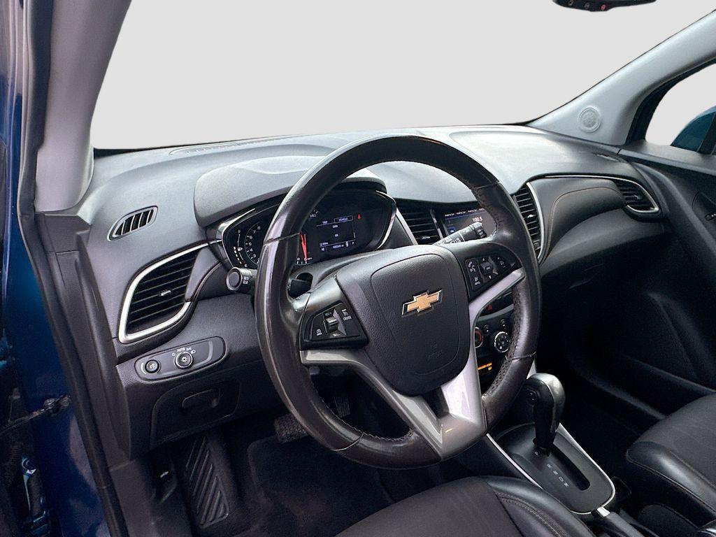 used 2020 Chevrolet Trax car, priced at $11,044