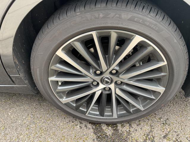 used 2025 Lexus ES 350 car, priced at $43,547