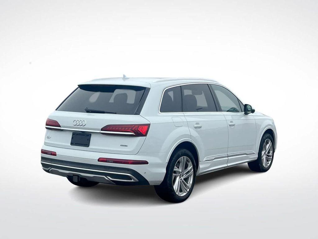 used 2021 Audi Q7 car, priced at $23,699