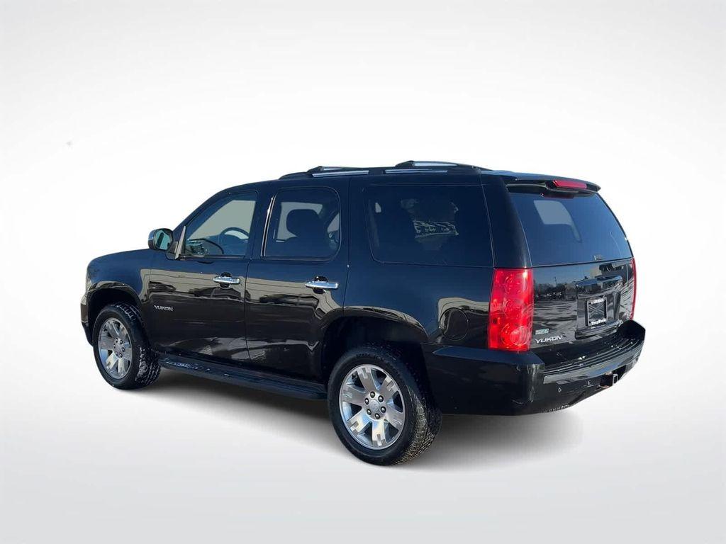 used 2012 GMC Yukon car, priced at $11,695