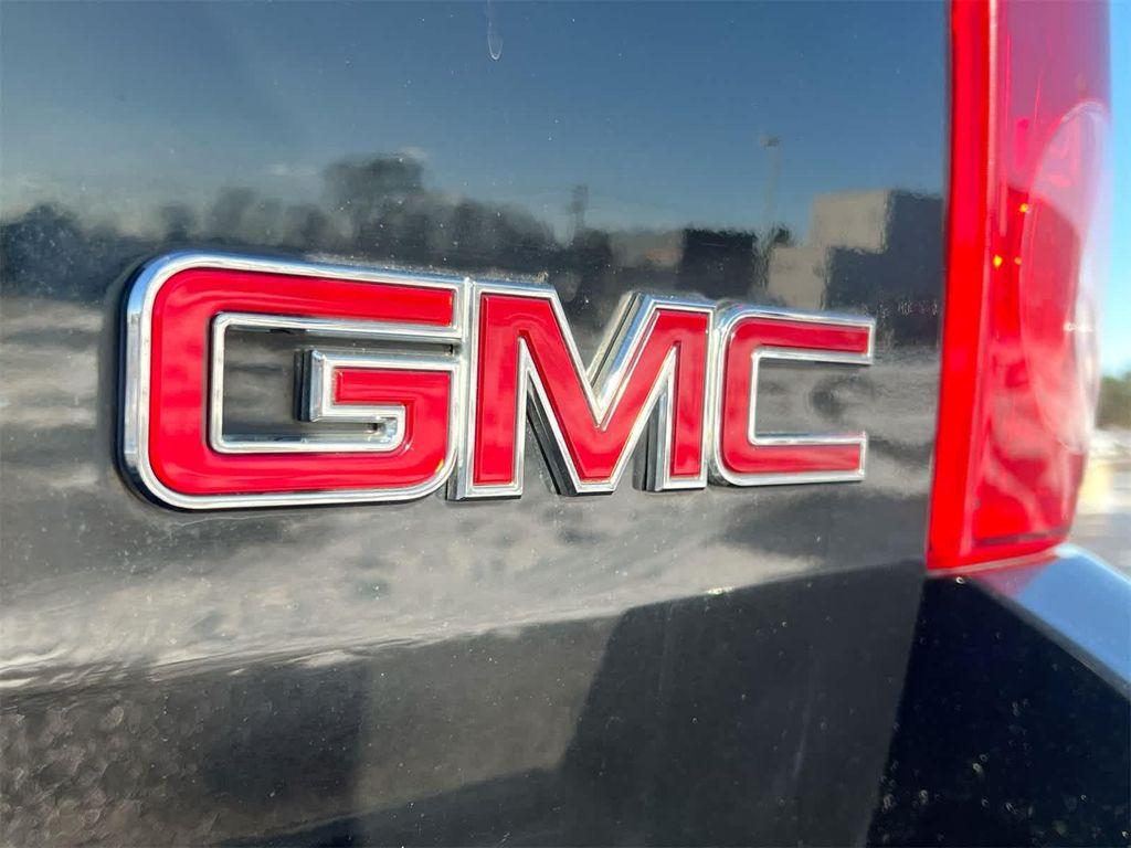 used 2012 GMC Yukon car, priced at $11,695