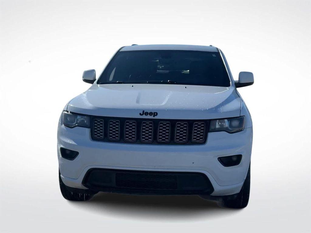 used 2017 Jeep Grand Cherokee car, priced at $5,900
