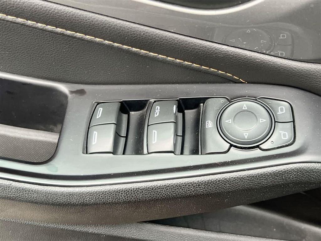 used 2018 Chevrolet Traverse car, priced at $14,295