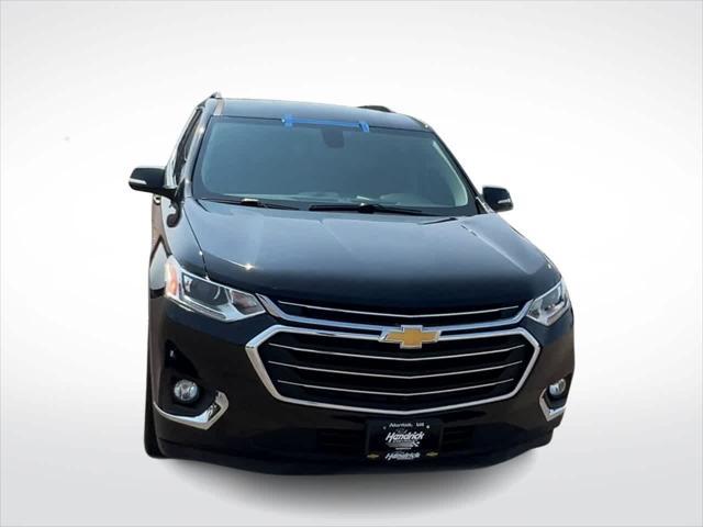 2019 Mosaic Black Metallic Chevrolet Traverse