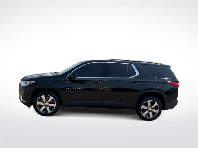 2019 Mosaic Black Metallic Chevrolet Traverse