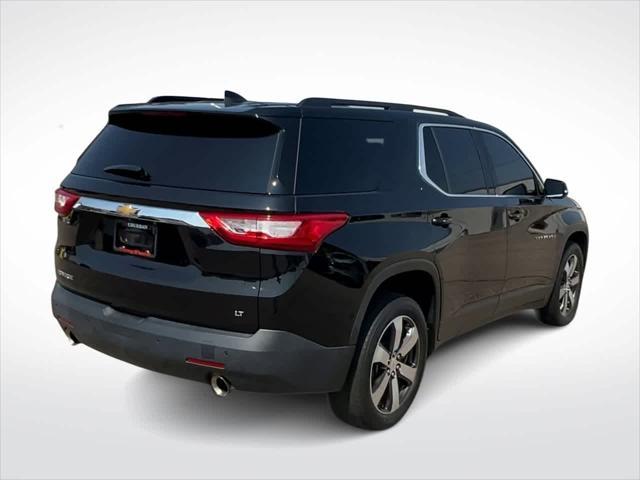 2019 Mosaic Black Metallic Chevrolet Traverse