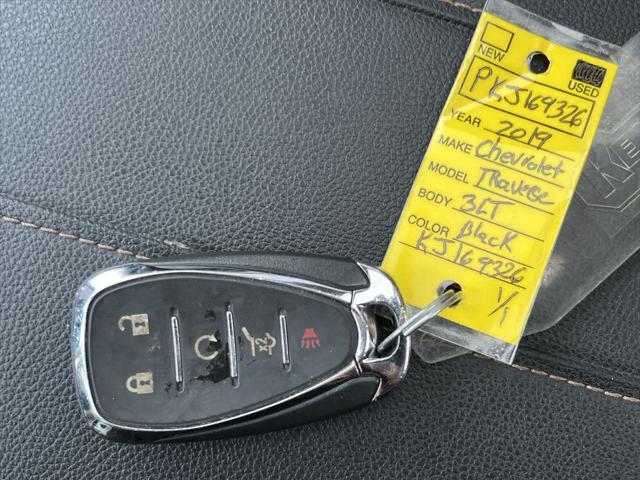 2019 Mosaic Black Metallic Chevrolet Traverse
