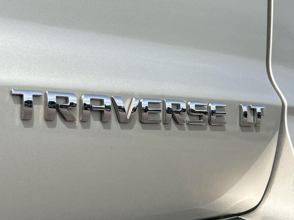 used 2016 Chevrolet Traverse car, priced at $10,275