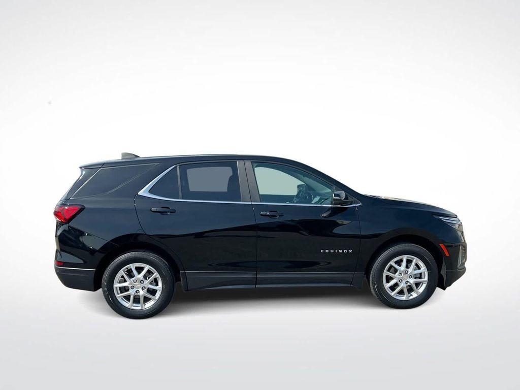 used 2022 Chevrolet Equinox car, priced at $17,999