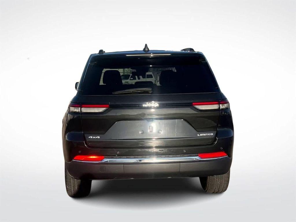 used 2024 Jeep Grand Cherokee car, priced at $33,995
