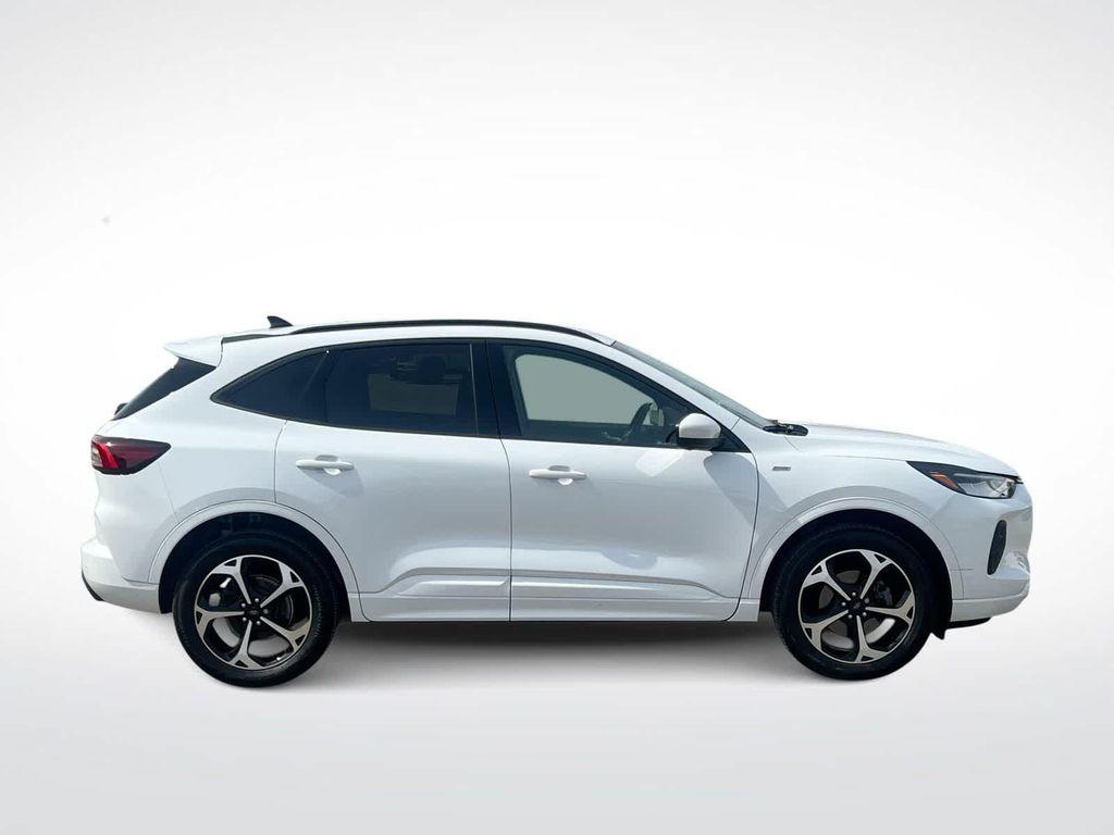 used 2023 Ford Escape car, priced at $25,580