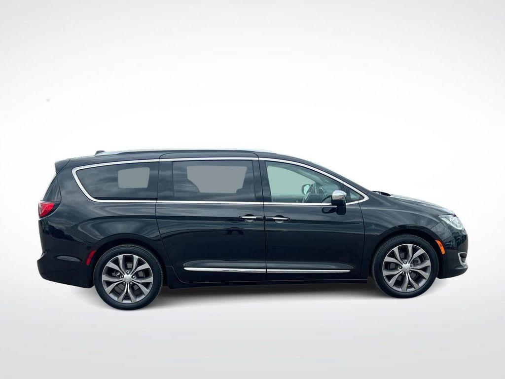 used 2019 Chrysler Pacifica car, priced at $19,275