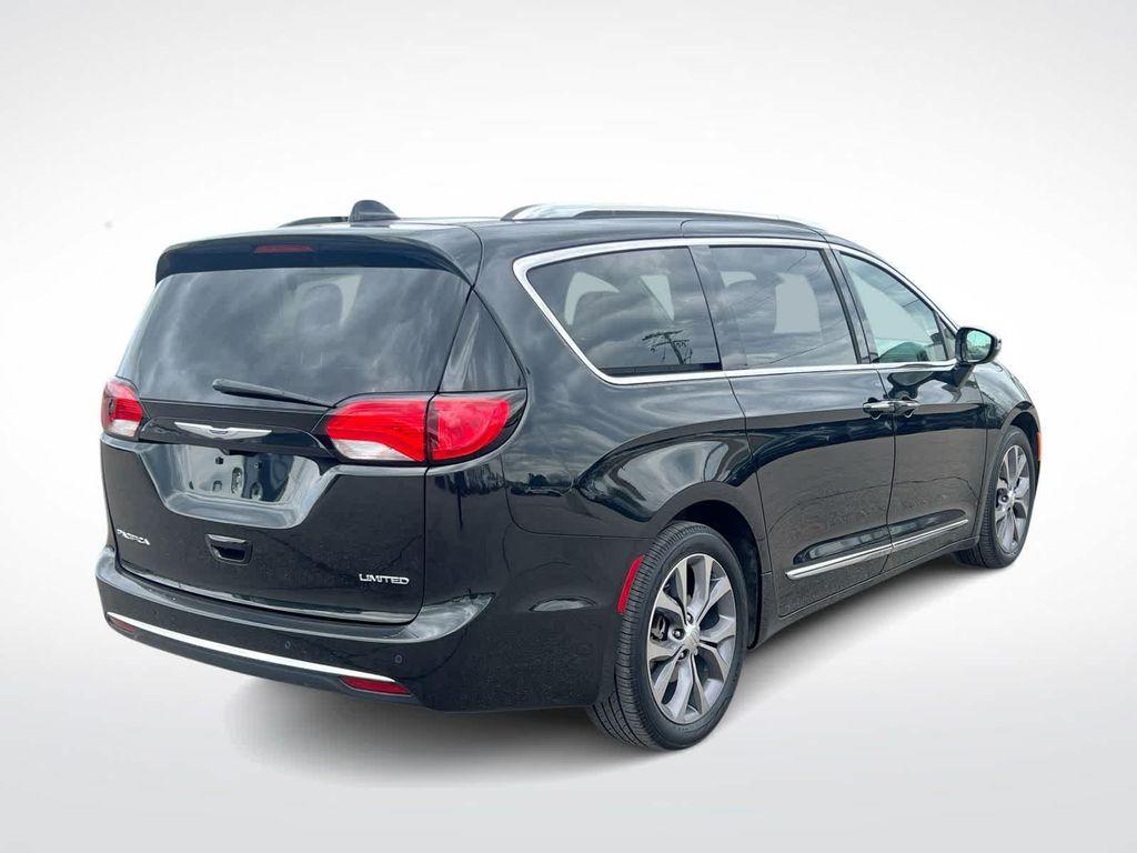 used 2019 Chrysler Pacifica car, priced at $19,275