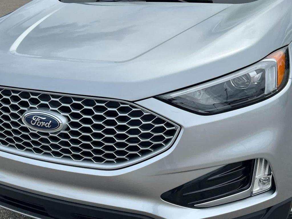 used 2023 Ford Edge car, priced at $25,780