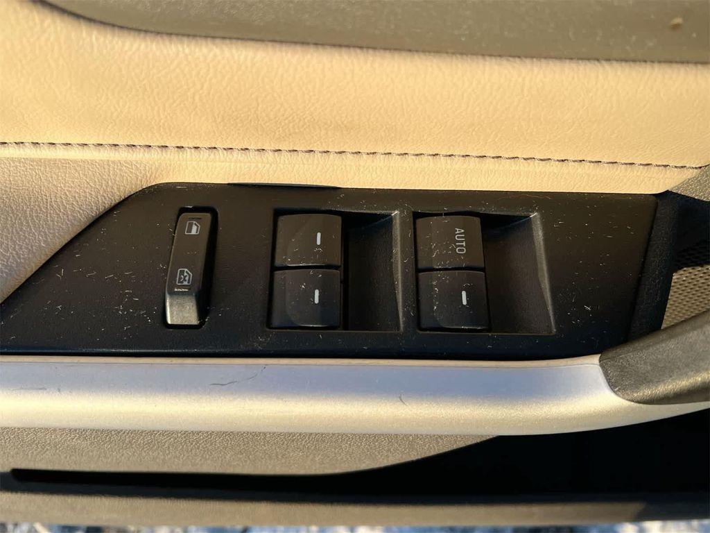 used 2012 Ford Edge car, priced at $3,900